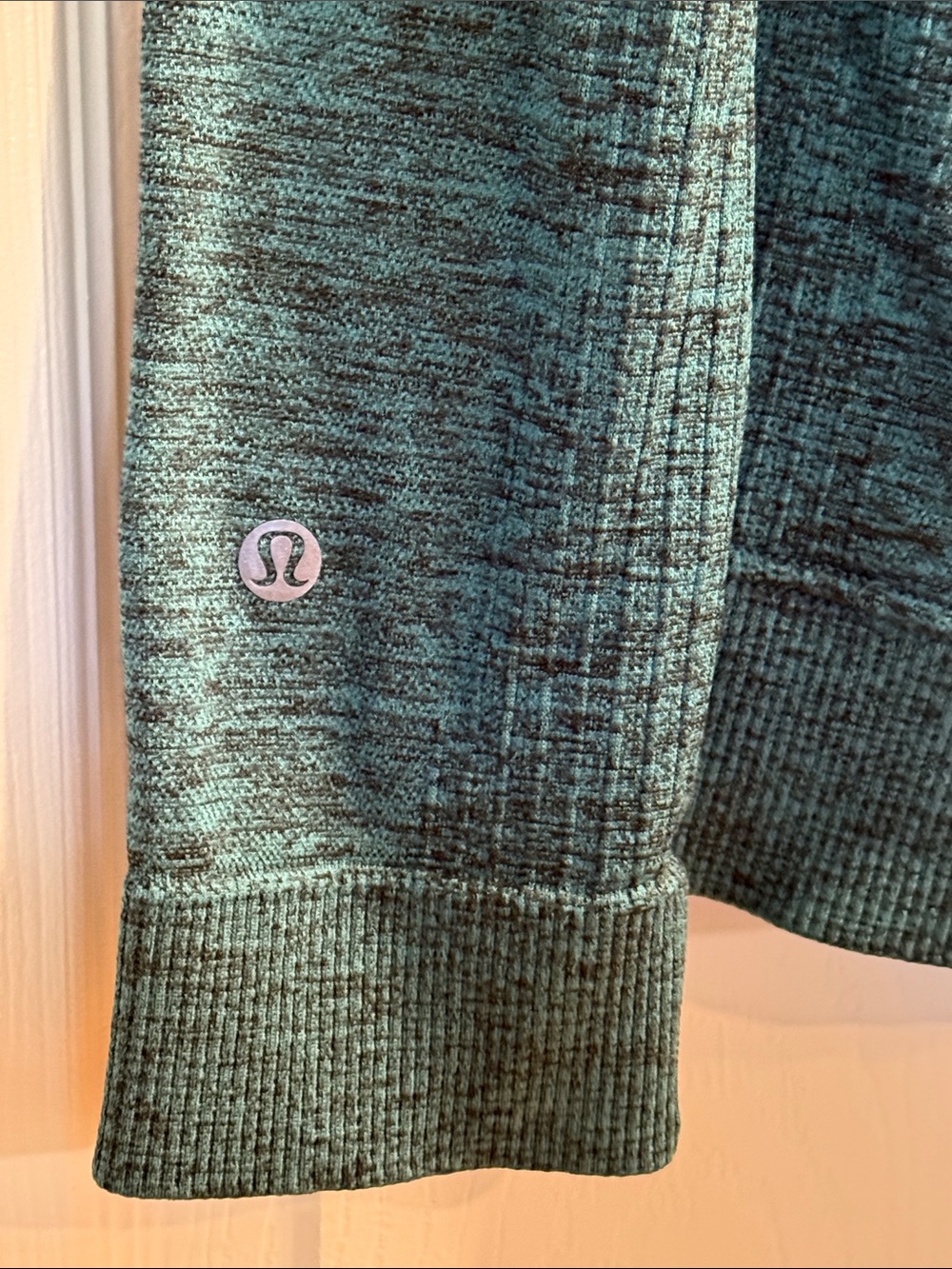 *Lululemon Mens Engineered Warmth Long Sleeve Jasper Oceanic XS - Picture 6 of 8